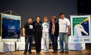 Eric Comin biólogo do Instituto Laje Viva, Ana Paula Coelho, diretora presidente do Instituto Laje Viva, Tatiana Neves, Raquel Pellegrini, diretora do documentário Laje dos Sonhos e José Edmilson Mello, gestor do Parque Estadual Eric Comin biólogo do Instituto Laje Viva, Ana Paula Coelho, diretora presidente do Instituto Laje Viva, Tatiana Neves, Raquel Pellegrini, diretora do documentário Laje dos Sonhos e José Edmilson Mello, gestor do Parque Estadual