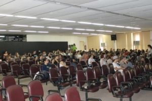 P&uacute;blico presente no evento