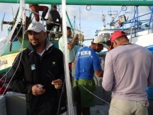 Dimas Gianuca se prepara para embarcar Dimas Gianuca se prepara para embarcar